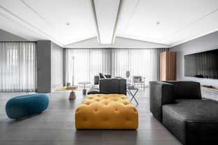 大連200平現(xiàn)代風(fēng)二手房改造 光客廳就驚艷無比！室內(nèi)外一體化裝飾設(shè)計(jì)施工全解析